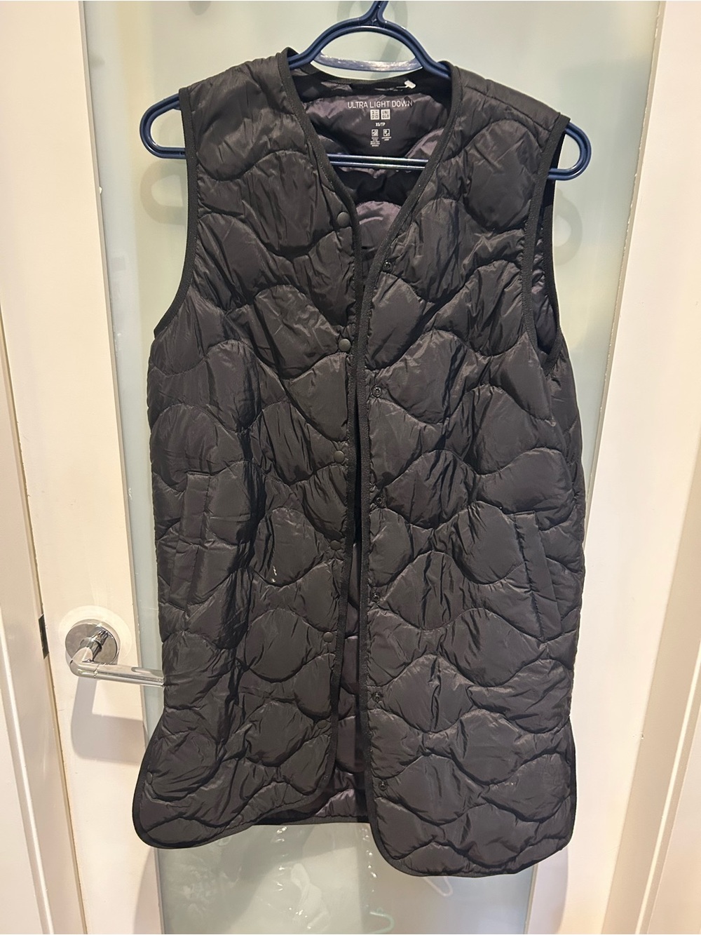 Uniqlo Black Quilted Sleeveless Puffer Vest